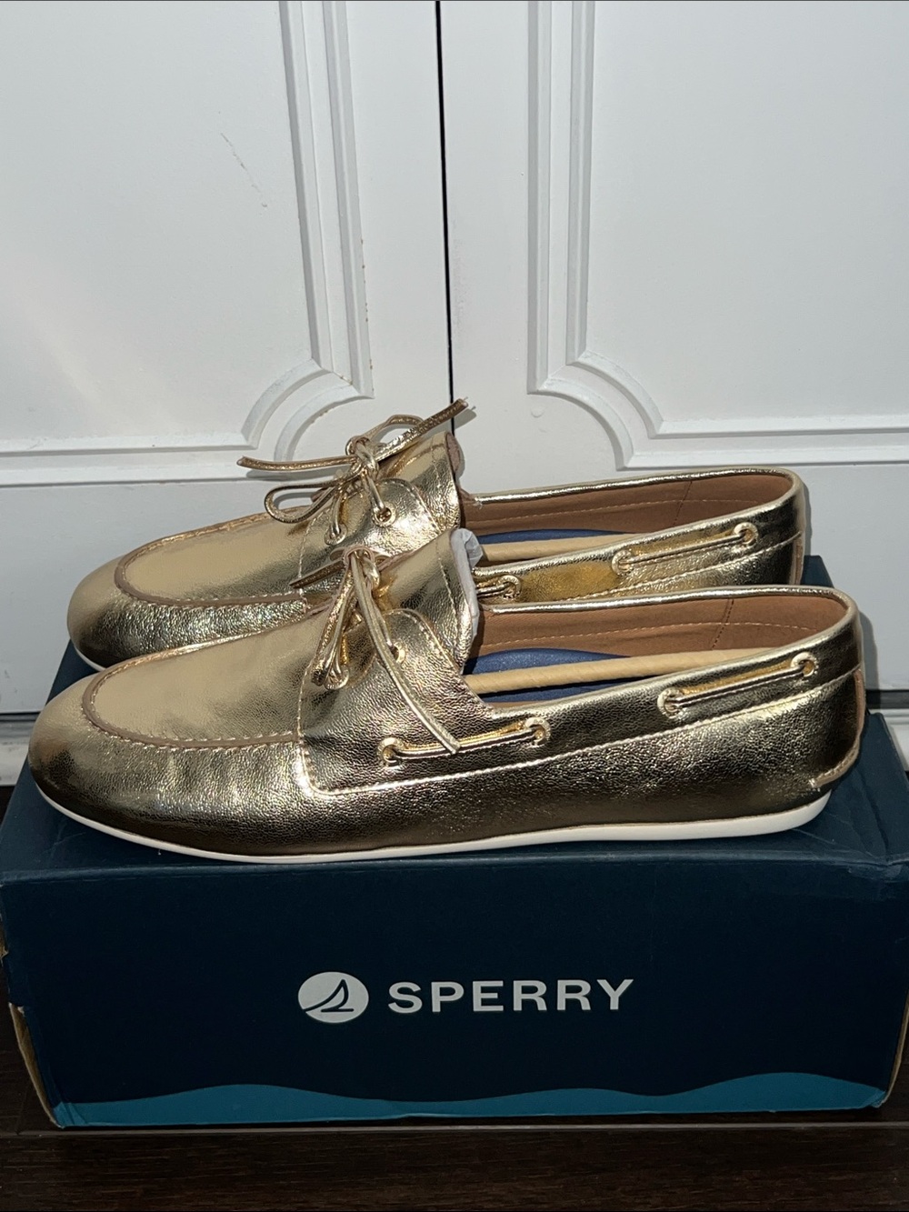 Sperry Women's Slim Lace-Up Boat Shoes, Gold, Size: 11 - Picture 4 of 8
